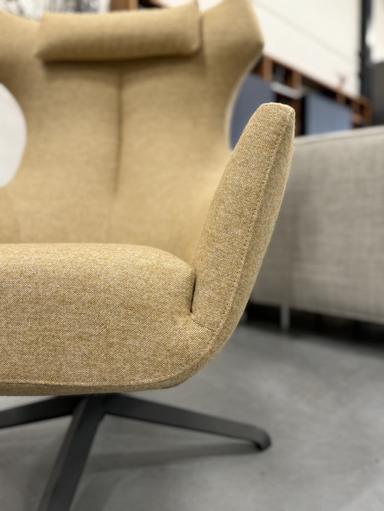 Image 1 of Design On Stock Fauteuil Nosto avec pouf Bardal Sahara