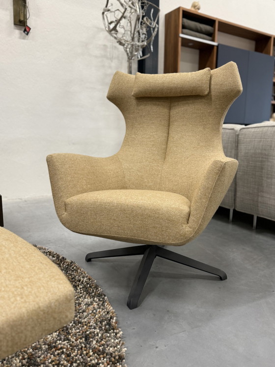 Image 1 of Design On Stock Fauteuil Nosto avec pouf Bardal Sahara