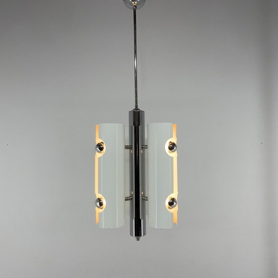 Image 1 of Lampe suspendue vintage en métal chromé et laqué blanc, Italie 1970