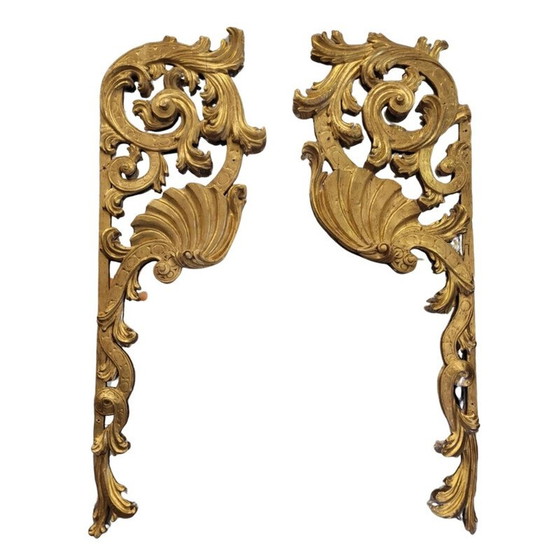 Image 1 of Miroir vintage dans un cadre en bois sculpté, Espagne