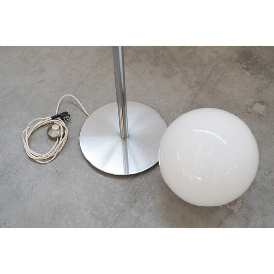 Image 1 of Lampadaire vintage en métal chromé par Harvey Guzzini pour Guzzini, Italie 1960