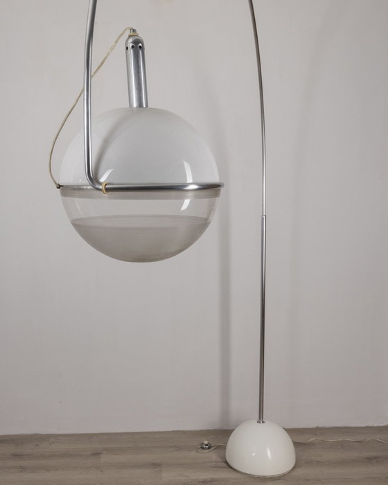Image 1 of Vintage 70S Arc Lamp Focus Model Design By Fabio Lenci For Guzzini