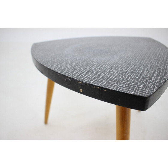 Image 1 of Table vintage avec petites fleurs pour Umakart, Tchécoslovaquie 1960