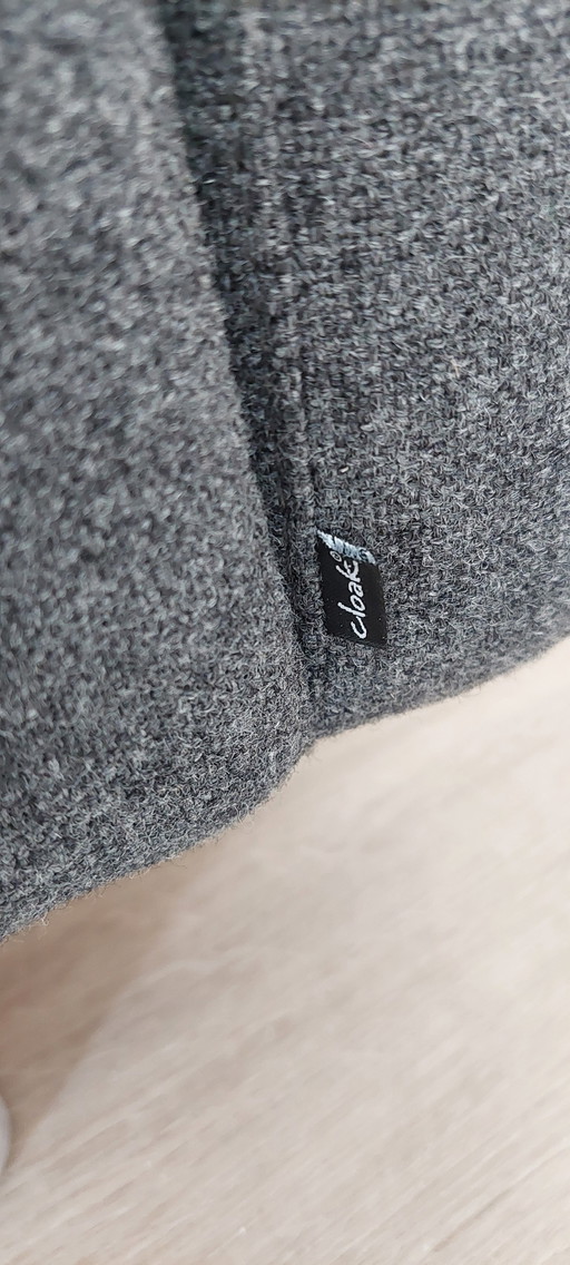 Havee Furniture Canapé 2,5 places Cloak avec pouf assorti