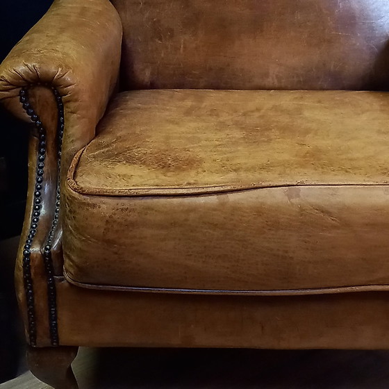 Image 1 of Fauteuil à oreilles en peau de mouton