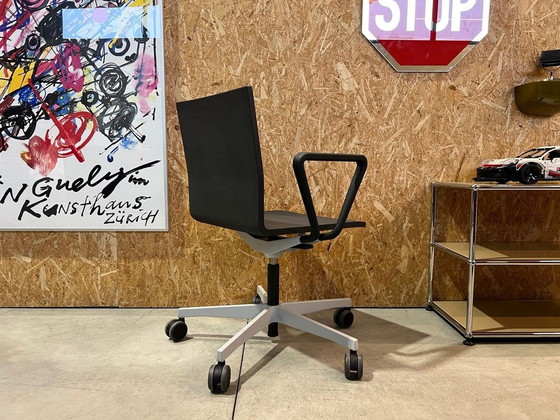 Image 1 of Vitra Van Severen .04 chaise de bureau