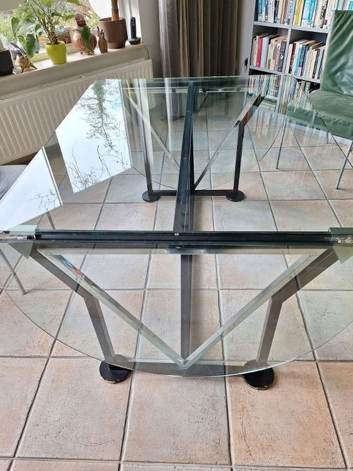 Table à manger en verre