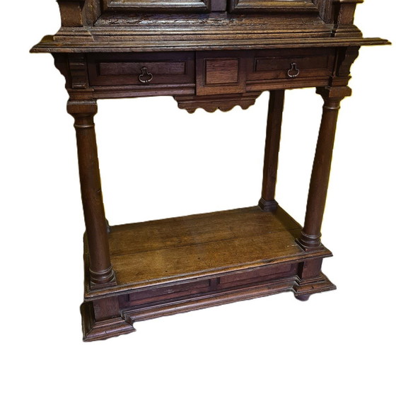 Image 1 of Meuble de table ancien en chêne français, en partie du 18e siècle