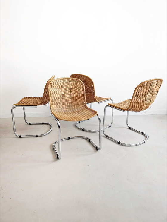 Image 1 of 4x Chaises de salle à manger italiennes en chrome et osier 1970's