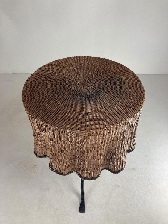 Image 1 of Table d'appoint ondulée, 1960S