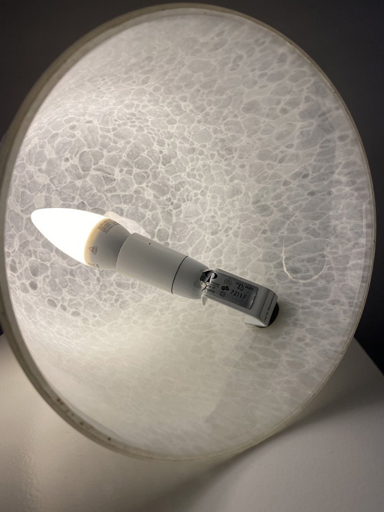 Image 1 of Lampe de table à dôme en cristal blanc Peill And Putzler 1970