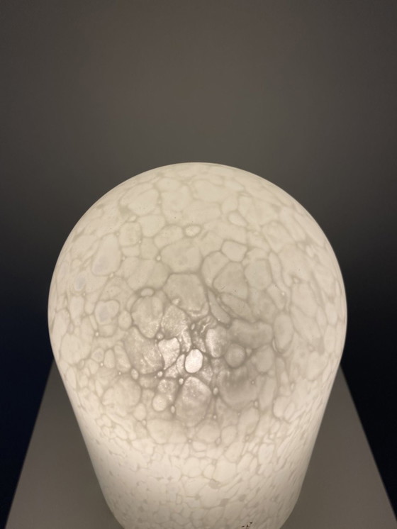 Image 1 of Lampe de table à dôme en cristal blanc Peill And Putzler 1970