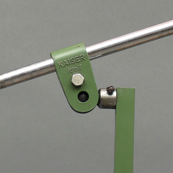 Image 1 of Christian Dell (1893-1974) - Kaiser Idell - Années 30 - Lampe de bureau réglable