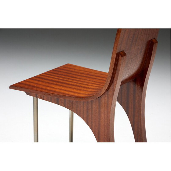 Image 1 of Chaises de salle à manger postmodernes en noyer, Italie 1980