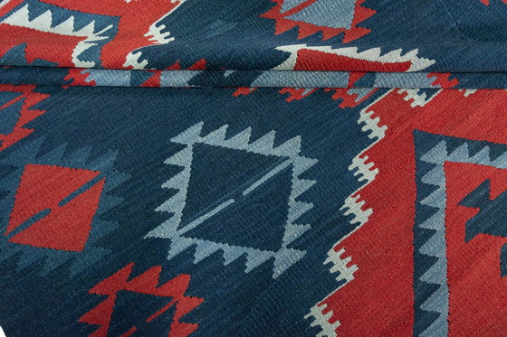 Image 1 of Kilim Fars tissé à la main en laine - 240 X 168 cm