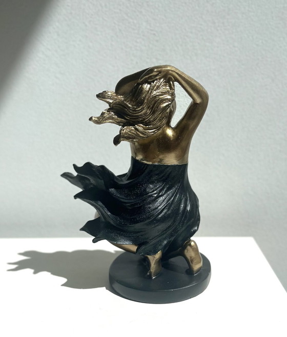 Image 1 of Image de la femme qui danse