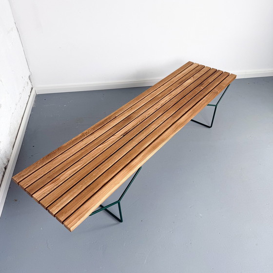 Image 1 of Banc En Chêne Par Harry Bertoia Pour Knoll - Châssis D'origine Avec Nouvelle Surface En Bois