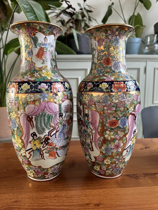 Ensemble de vases en porcelaine chinoise peints à la main