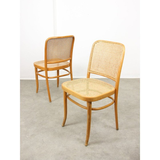 Image 1 of Paire de chaises vintage No. 811 de Michael Thonet