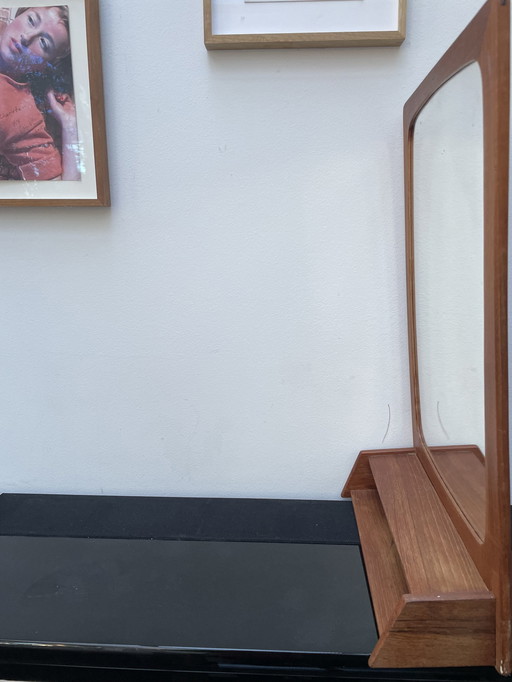 Petit miroir danois en teck 1960