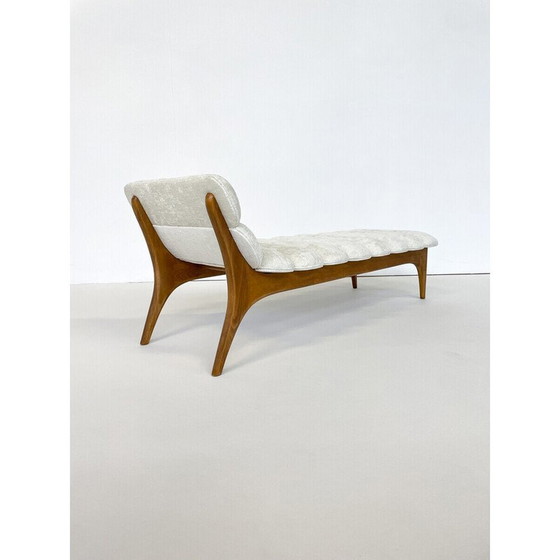 Image 1 of Lit de jour vintage en bois et tissu, Italie