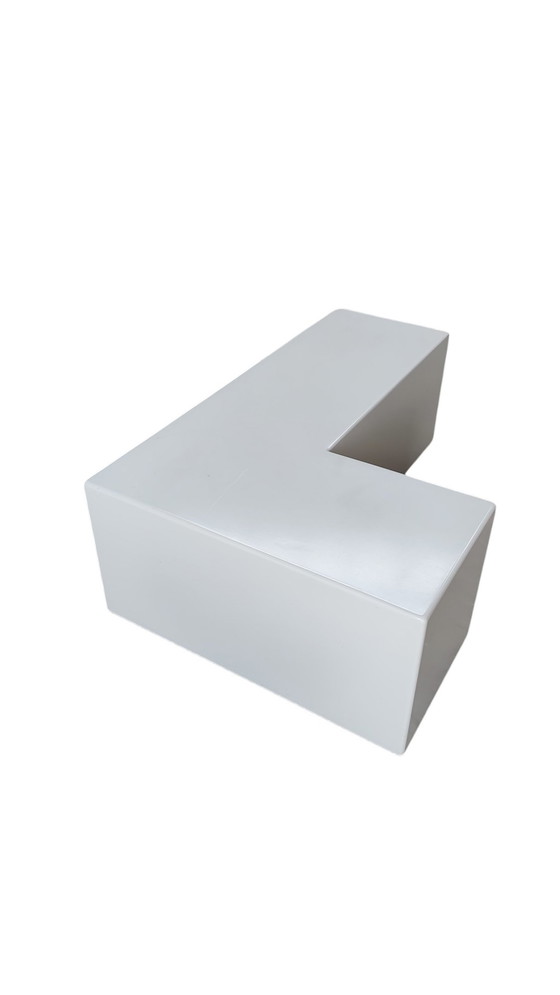 Image 1 of Table basse vintage en forme de L 1980S