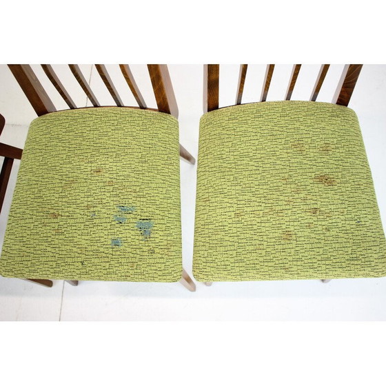 Image 1 of Ensemble de 4 chaises de salle à manger vintage en bois et tissu, Tchécoslovaquie années 1960