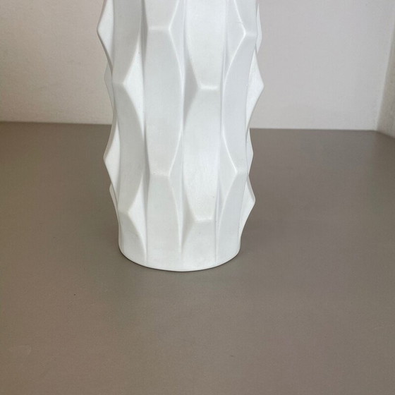 Image 1 of Vase vintage en porcelaine Op Art par Heinrich Fuchs pour Hutschenreuther, Allemagne 1970