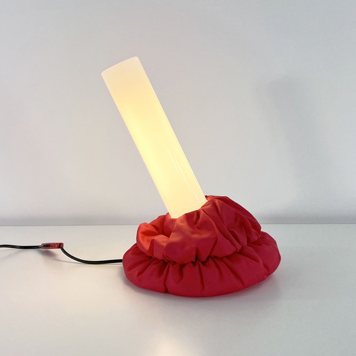 Lampe de table Cloche rouge par De Pas, Durbino et Lomazzi pour Sirrah, 1980S