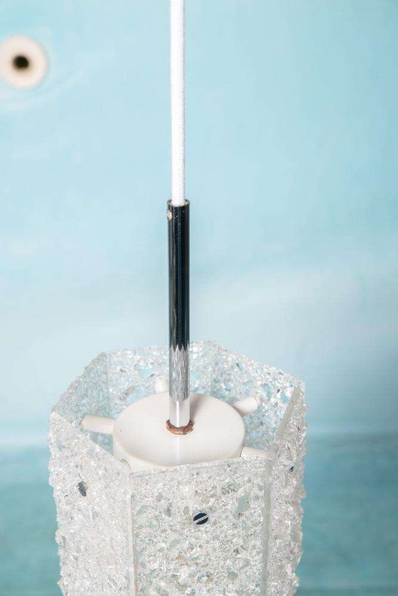 Image 1 of Suspension vintage hexagonale en verre et chrome années 1960