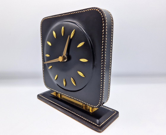 Image 1 of Horloge en cuir piqué Mid Century