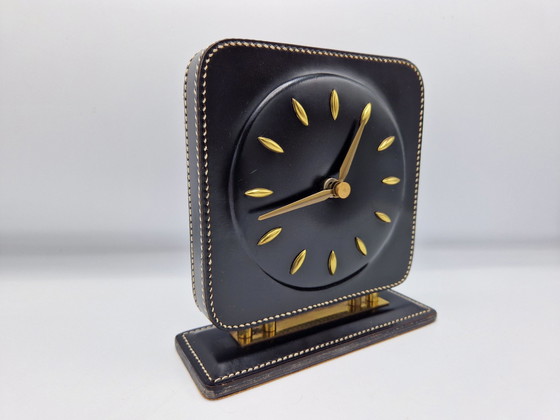 Image 1 of Horloge en cuir piqué Mid Century