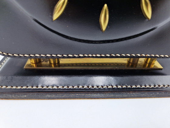 Image 1 of Horloge en cuir piqué Mid Century