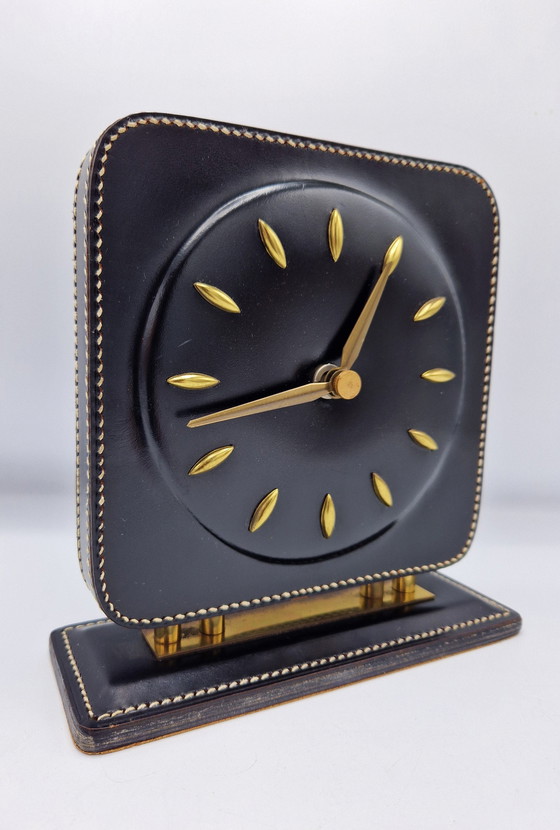 Image 1 of Horloge en cuir piqué Mid Century