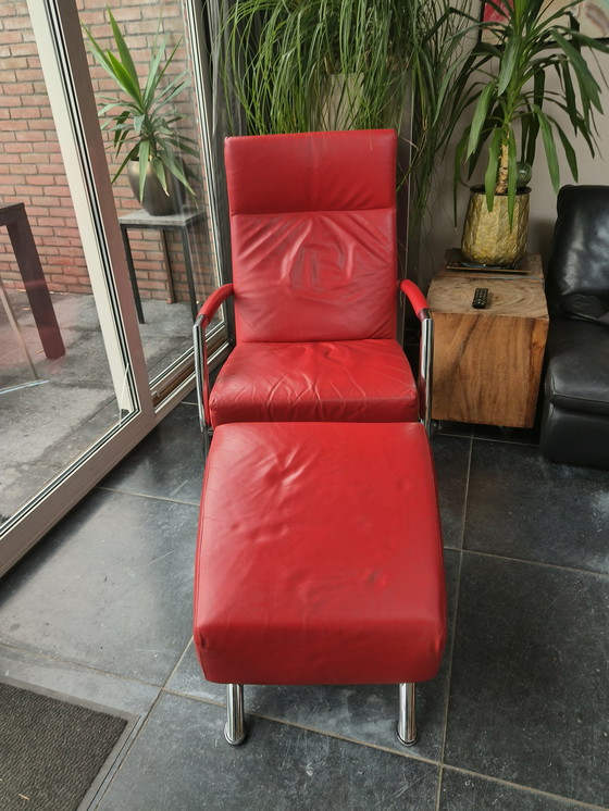 Image 1 of 2 X Fauteuil Leolux avec pouf assorti