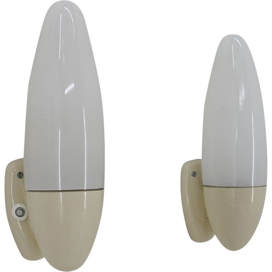 Image 1 of Paire d'appliques vintage en plastique et verre, Tchécoslovaquie 1970