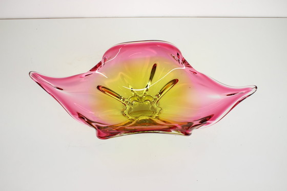 Image 1 of Bol en verre d'art bohémien par Josef Hospodka, 1960's