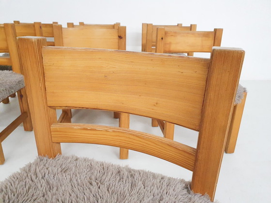 Image 1 of Ensemble de 10 chaises de salle à manger en bois de pin dans le style d'Ate Van Apeldoorn, Pays-Bas, années 1970