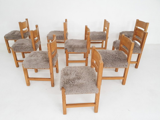 Image 1 of Ensemble de 10 chaises de salle à manger en bois de pin dans le style d'Ate Van Apeldoorn, Pays-Bas, années 1970