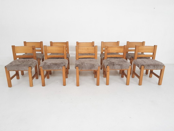 Image 1 of Ensemble de 10 chaises de salle à manger en bois de pin dans le style d'Ate Van Apeldoorn, Pays-Bas, années 1970