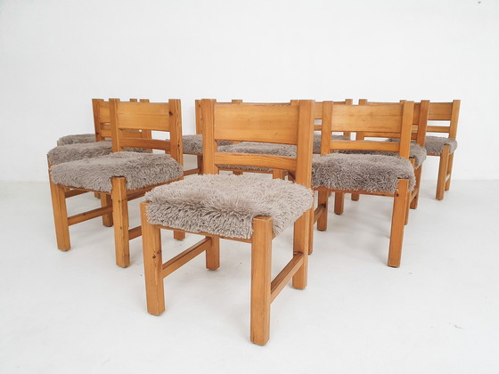 Image 1 of Ensemble de 10 chaises de salle à manger en bois de pin dans le style d'Ate Van Apeldoorn, Pays-Bas, années 1970