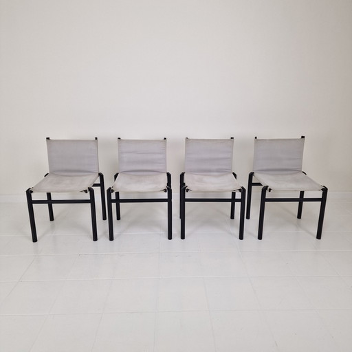 Ensemble de 4 chaises de salle à manger "Mastro" par Afra & Tobia Scarpa pour Molteni, Italie 1980's