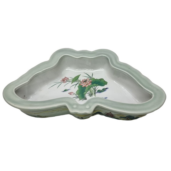 Image 1 of Bol à papillons en porcelaine orientale
