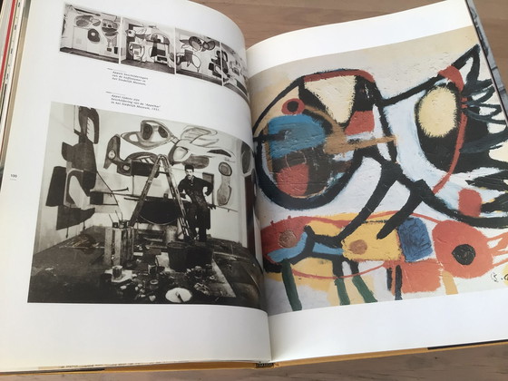 Image 1 of Le livre de la galerie d'art Jaski sur les 50 ans de Cobra