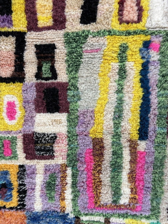Image 1 of Tapis marocain moderne abstrait coloré - 220X310 Cm