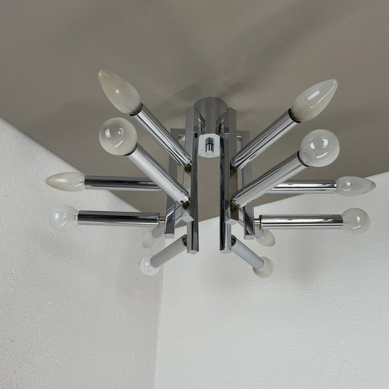 Image 1 of Plafonnier moderniste en forme de spoutnik chromé de style Sciolari, Italie, années 1970