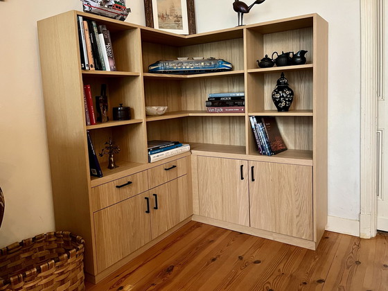 Image 1 of Magnifique nouveau meuble d'angle sur mesure