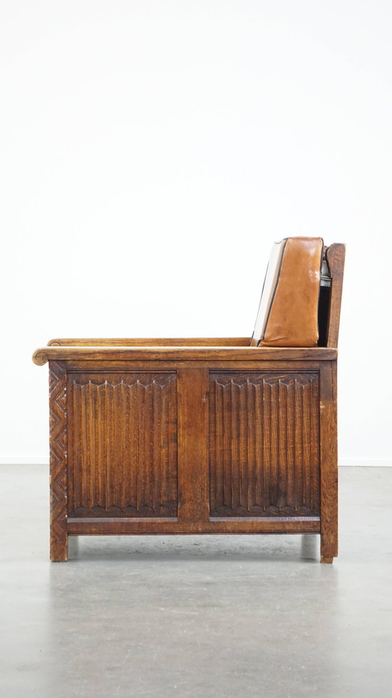 Image 1 of Fauteuil en cuir de mouton avec bois