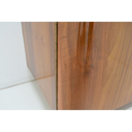 Image 1 of Paire de tables de chevet vintage en bois et verre par Jindrich Halabala, Tchèque 1950