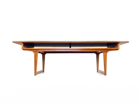 Image 1 of Table basse danoise en teck et céramique années 60